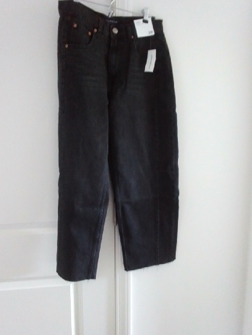Aeropostale Black Cropped Straight-Leg Jeans